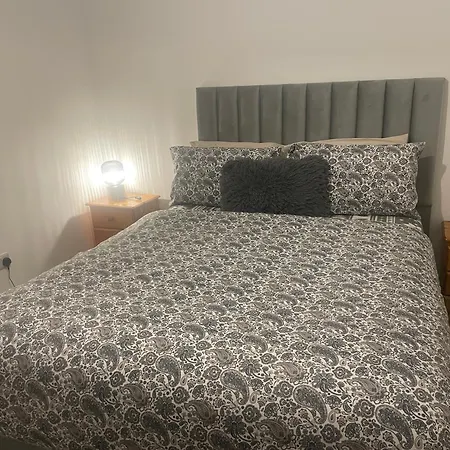 Lovely Close To The Airport Ubytování v soukromí